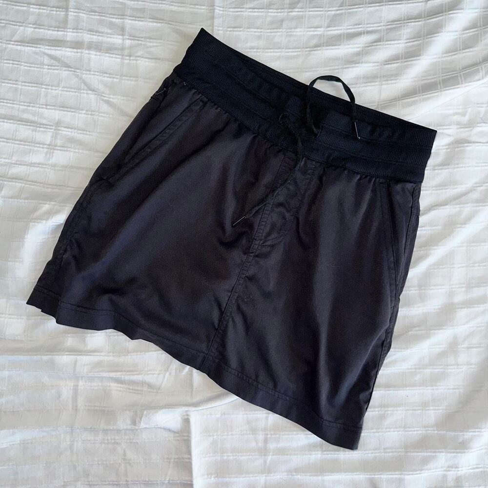 Xs North Face skirt